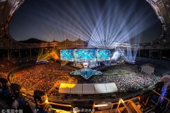 Faker携手耐克成全球代言人：电竞英雄联盟巨星跨界刷新行业纪录