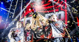 新英雄全球首秀：先锋位英雄